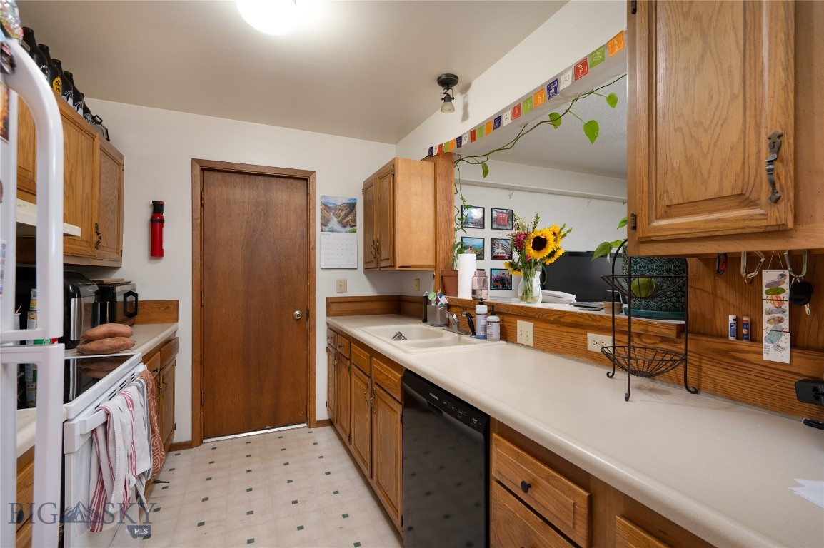 Leclair - Residential Income