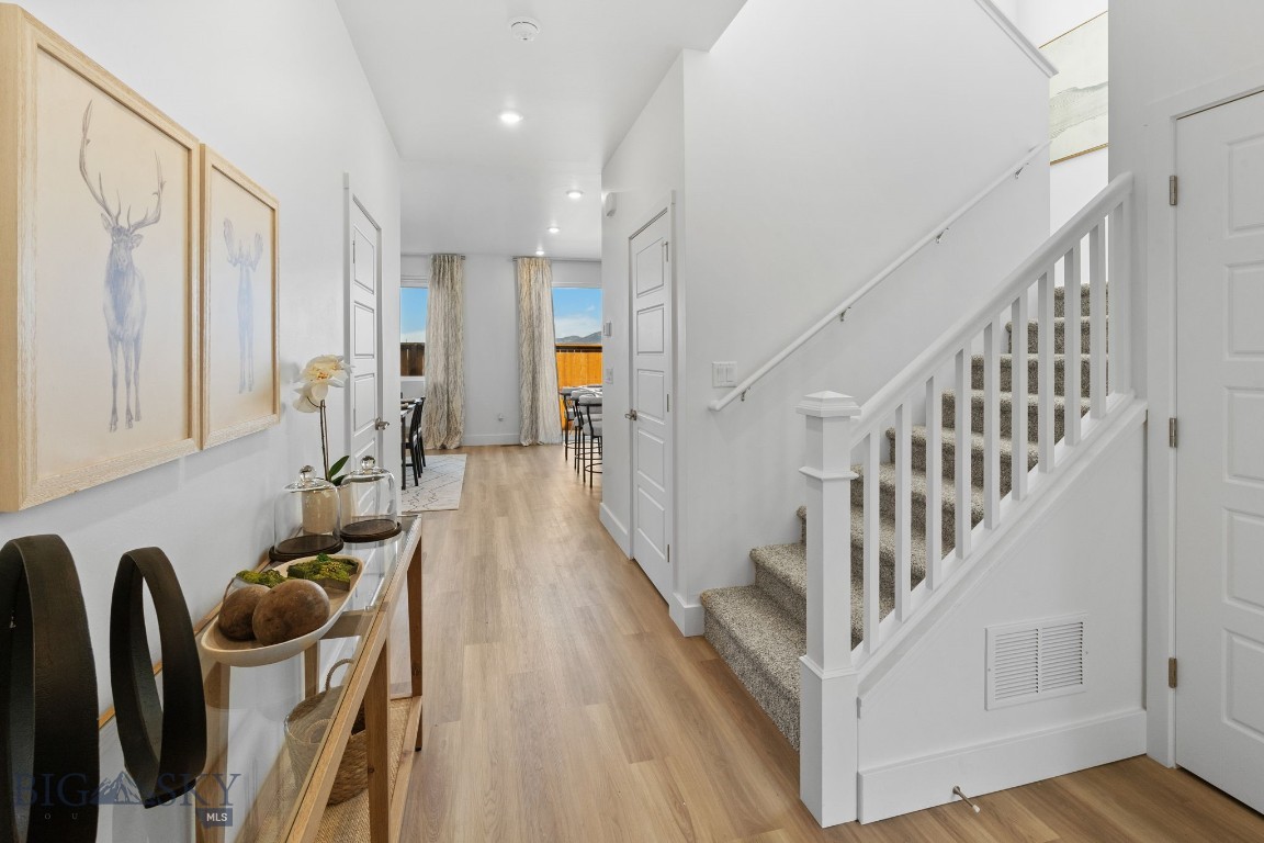 4822 Compass Lane
