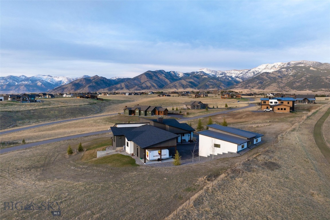 Bozeman, Montana 59715, United States, 4 Bedrooms Bedrooms, ,4 BathroomsBathrooms,Residential,Contingent,47643