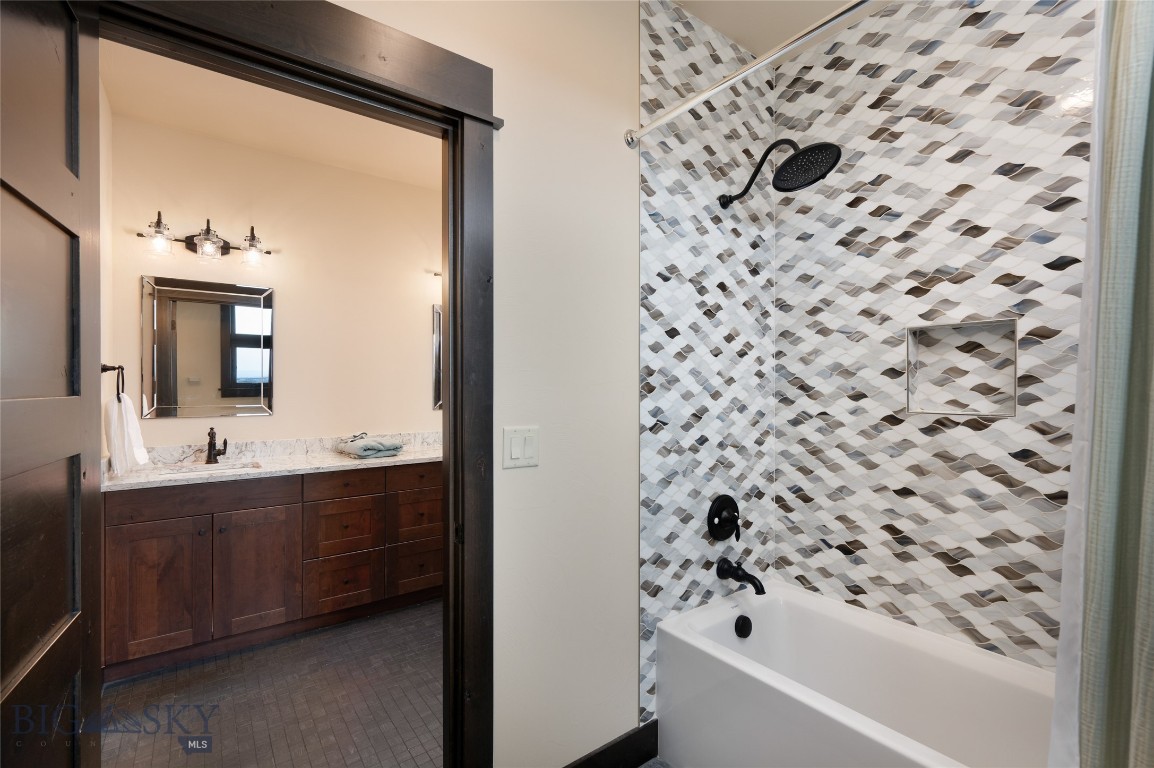 Bozeman, Montana 59715, United States, 4 Bedrooms Bedrooms, ,4 BathroomsBathrooms,Residential,Contingent,47643