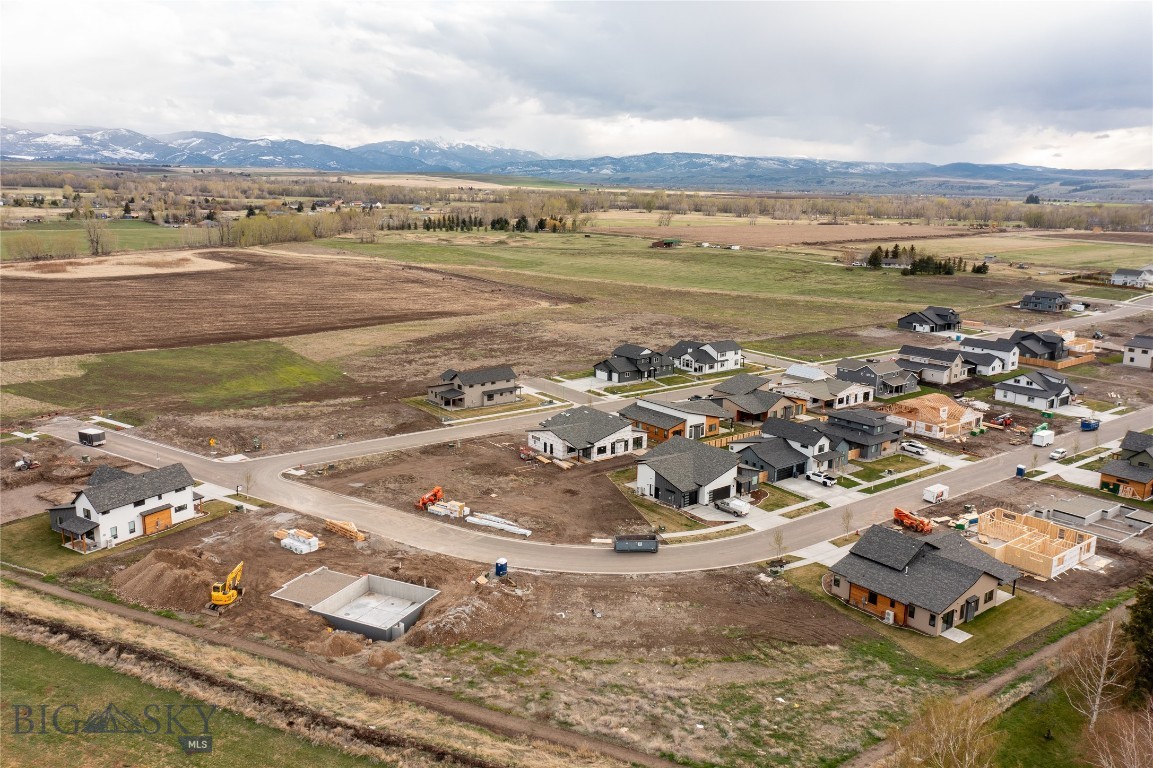 Sierra Vista - Land