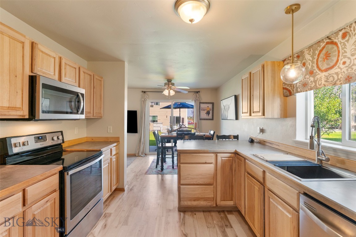 River Rock and Royal Village - Residential