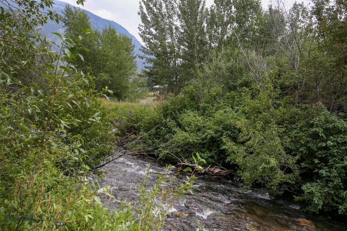 Grizzly Meadows - Residential Income
