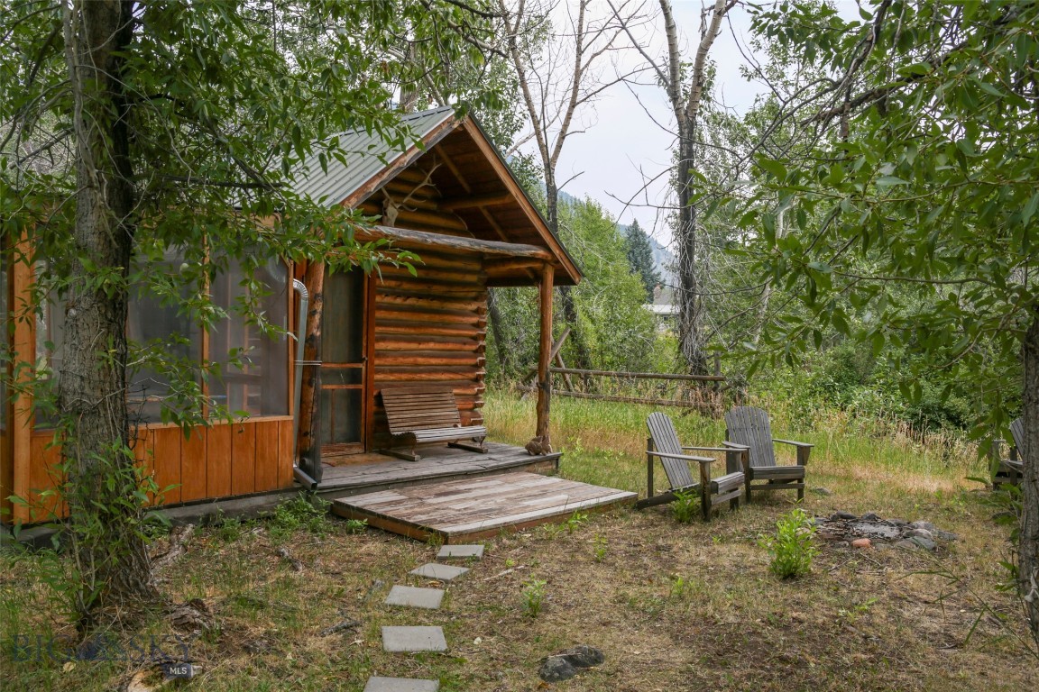 Grizzly Meadows - Residential Income