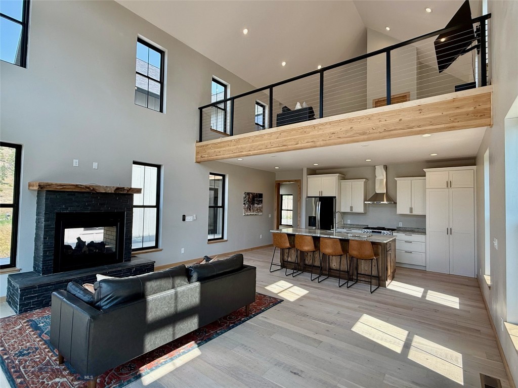 4115 Sawmill Gulch Drive
