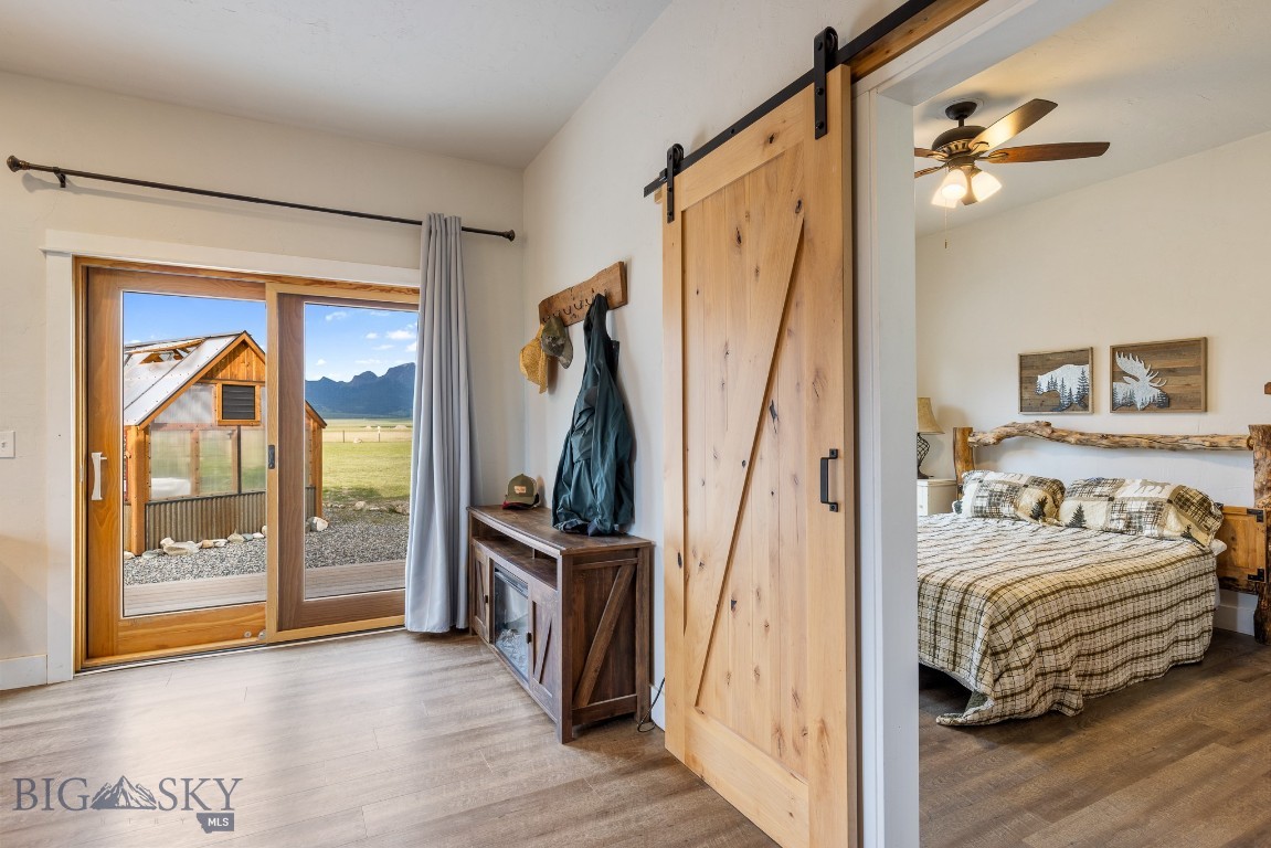 Holding Pen - Residential