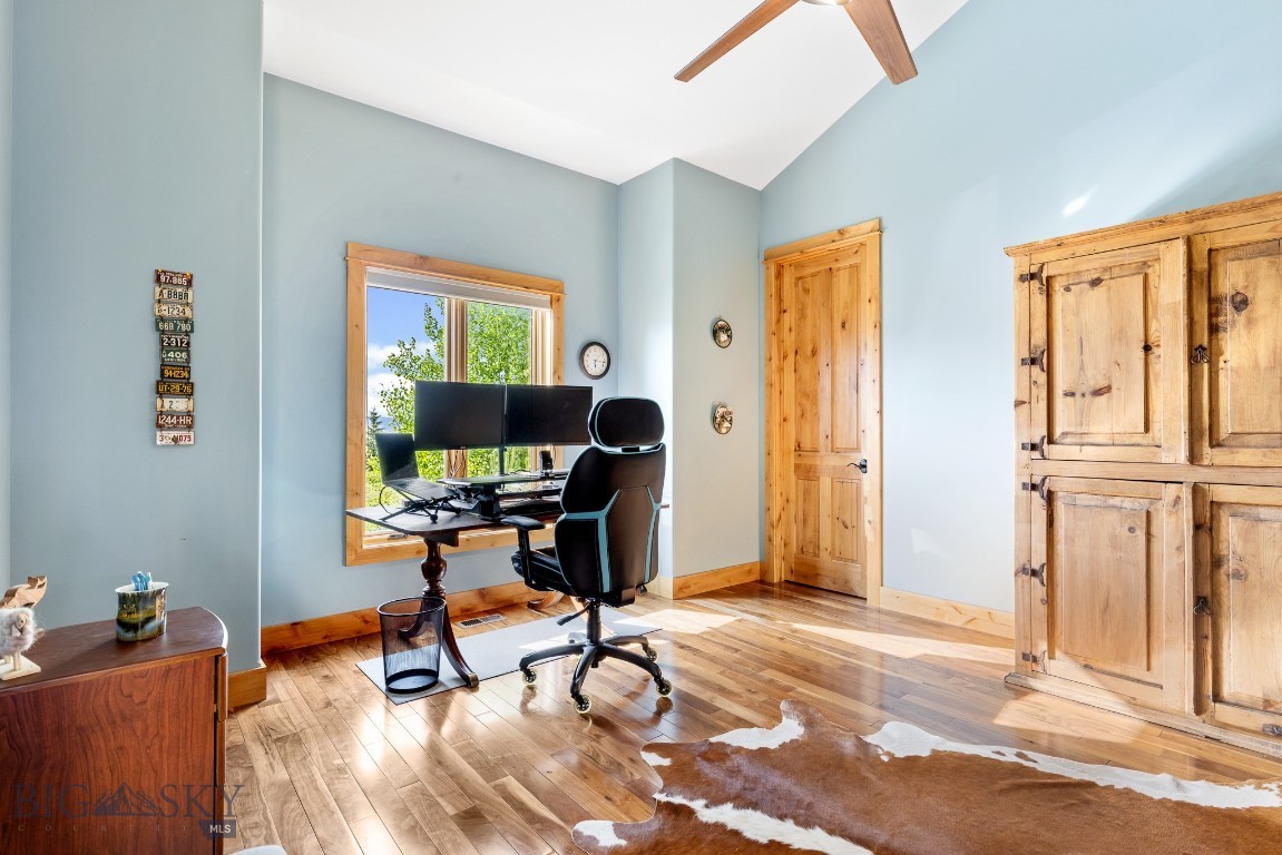 Holding Pen - Residential