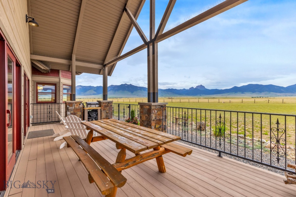 Holding Pen - Residential