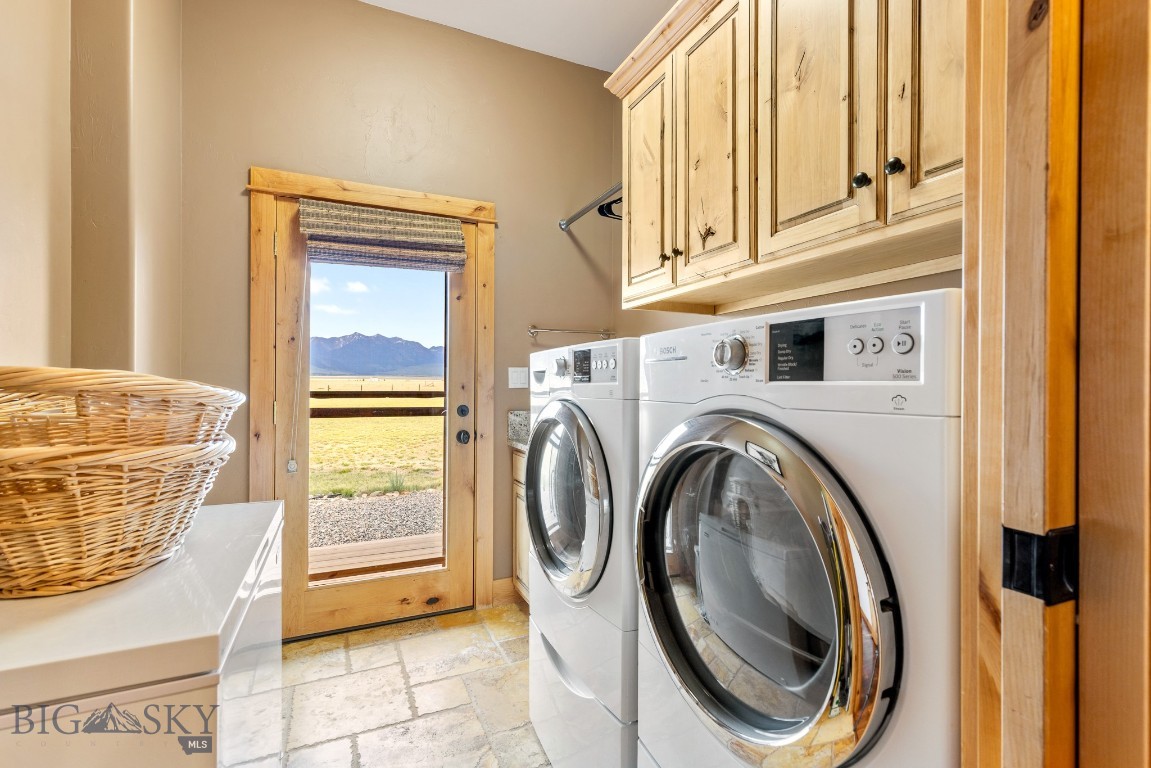 Holding Pen - Residential