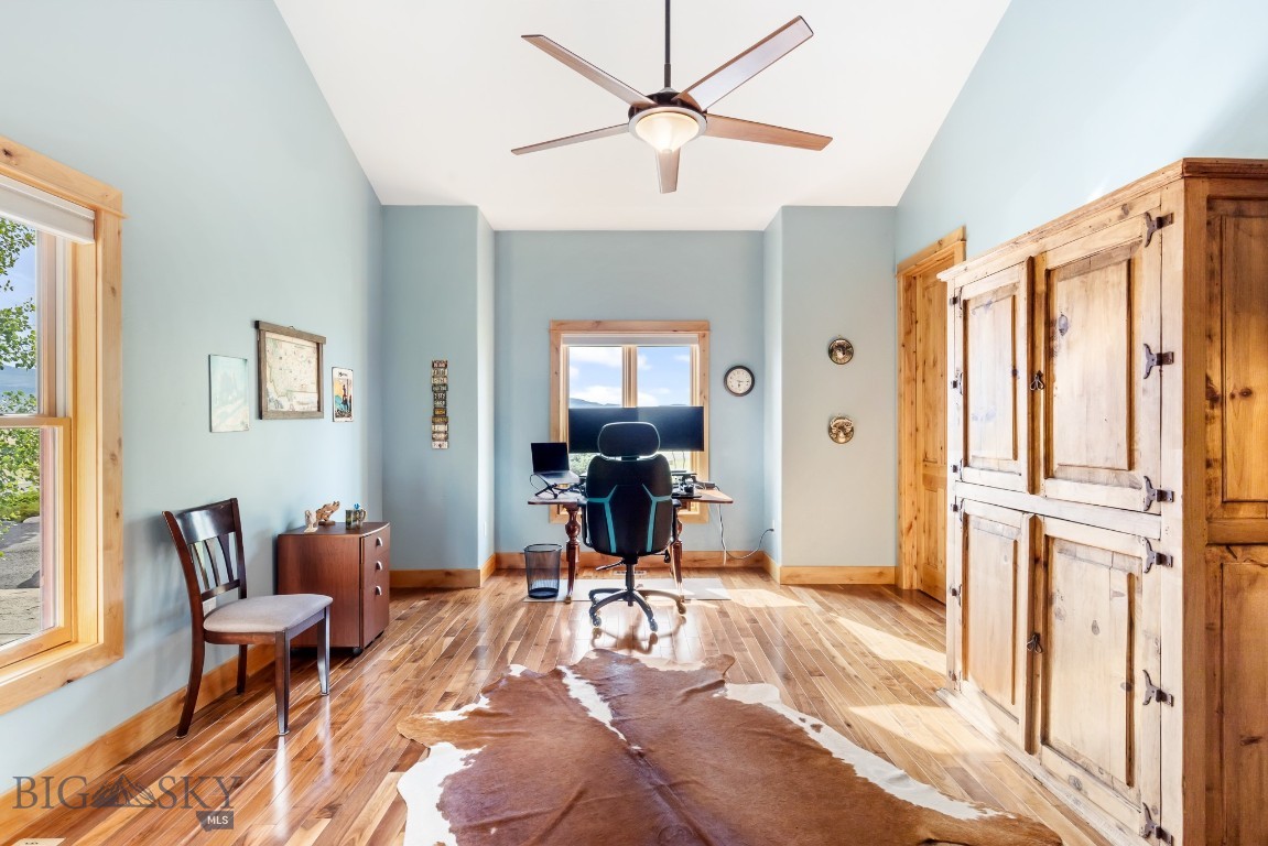 Holding Pen - Residential