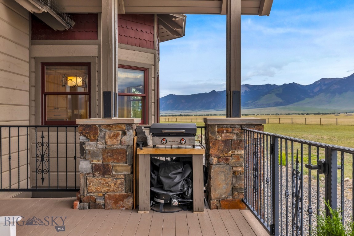 Holding Pen - Residential