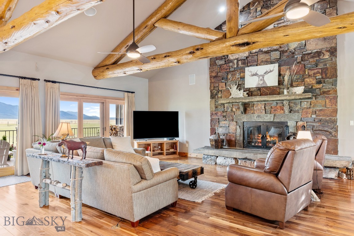 Holding Pen - Residential