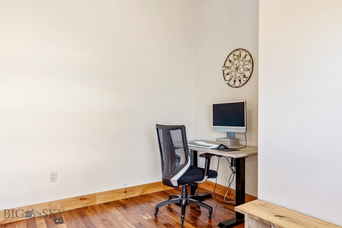 Holding Pen - Residential