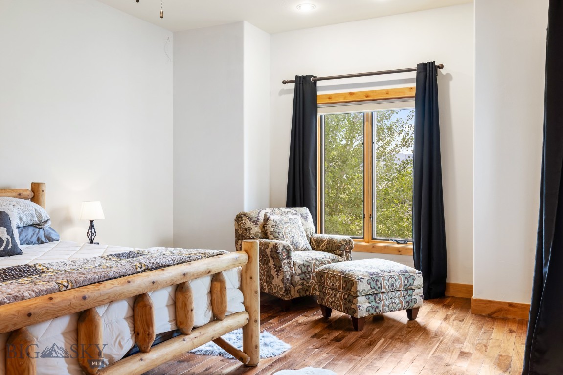 Holding Pen - Residential