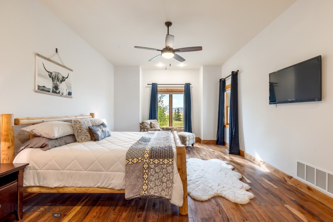 Holding Pen - Residential