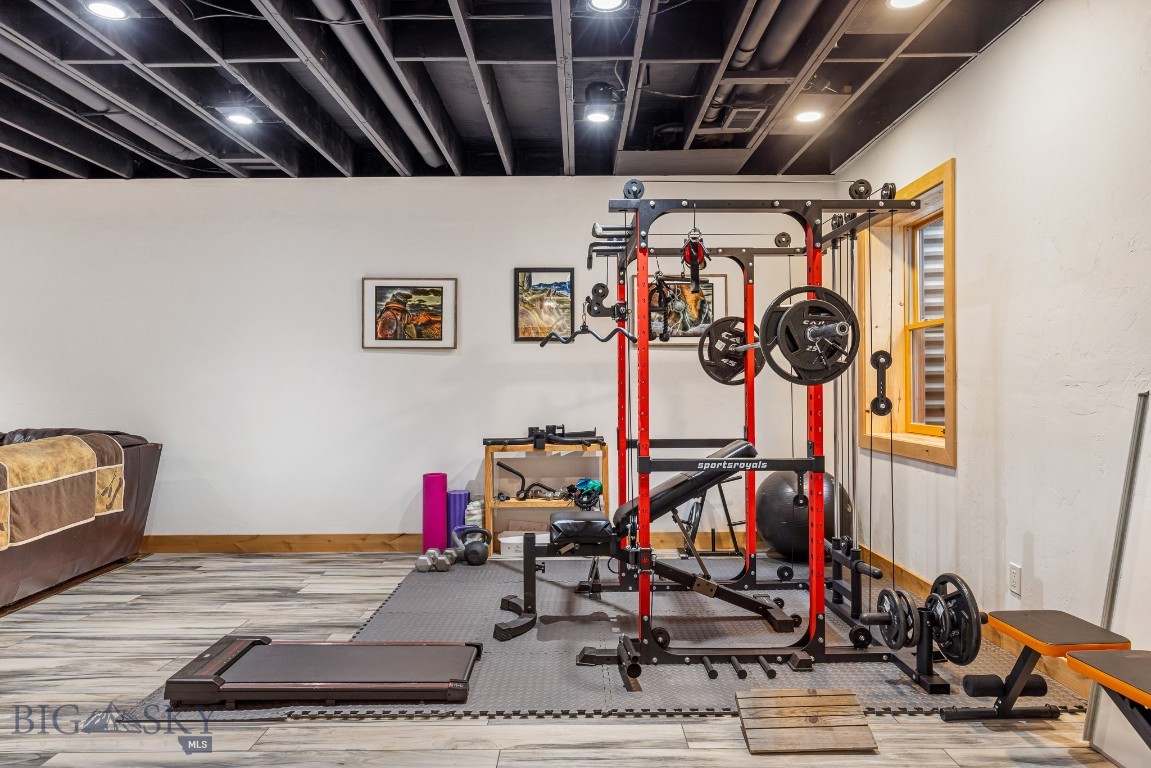 Holding Pen - Residential