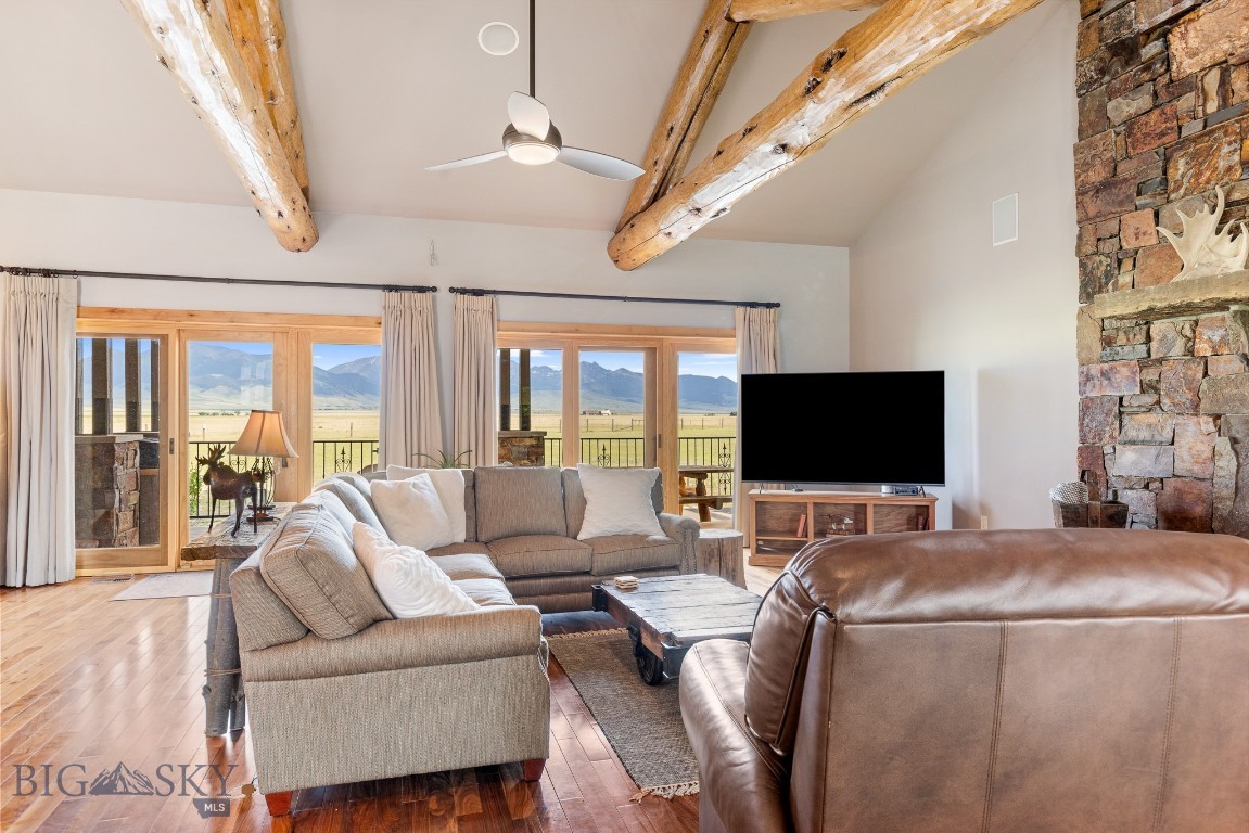 Holding Pen - Residential