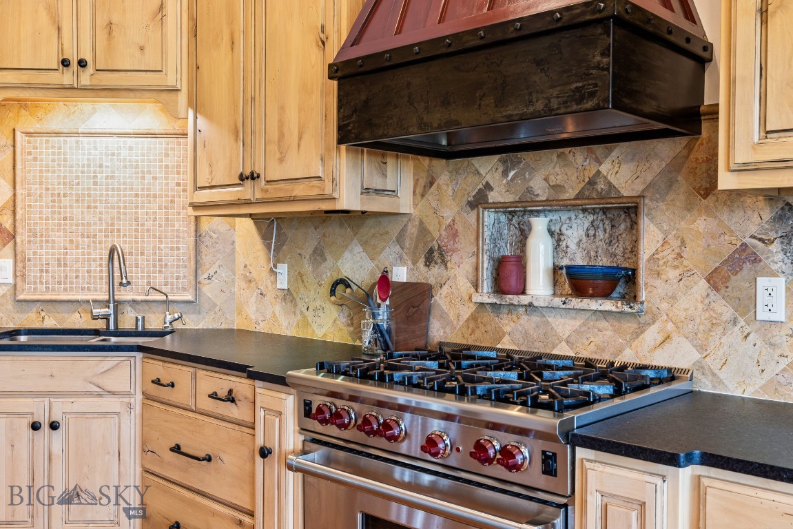 Holding Pen - Residential