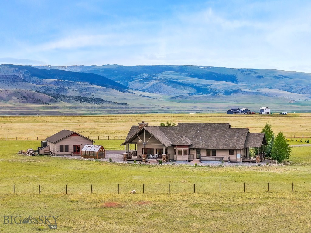 Holding Pen - Residential