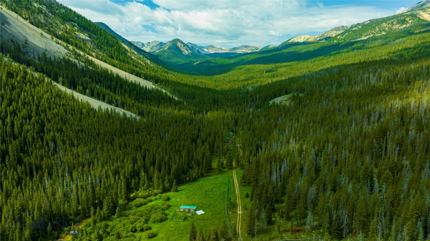 TBD Canyon Creek Road
