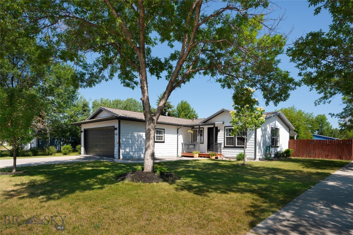701 Oakwood Drive