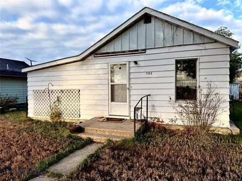 Photo of 421 N Trautman Avenue, Broadus, MT 59317 (MLS # 406565)