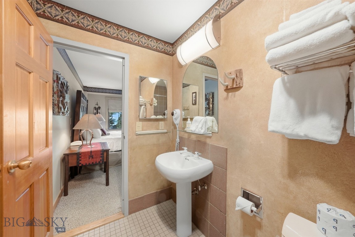 Shoshone Hotel Condos - Residential