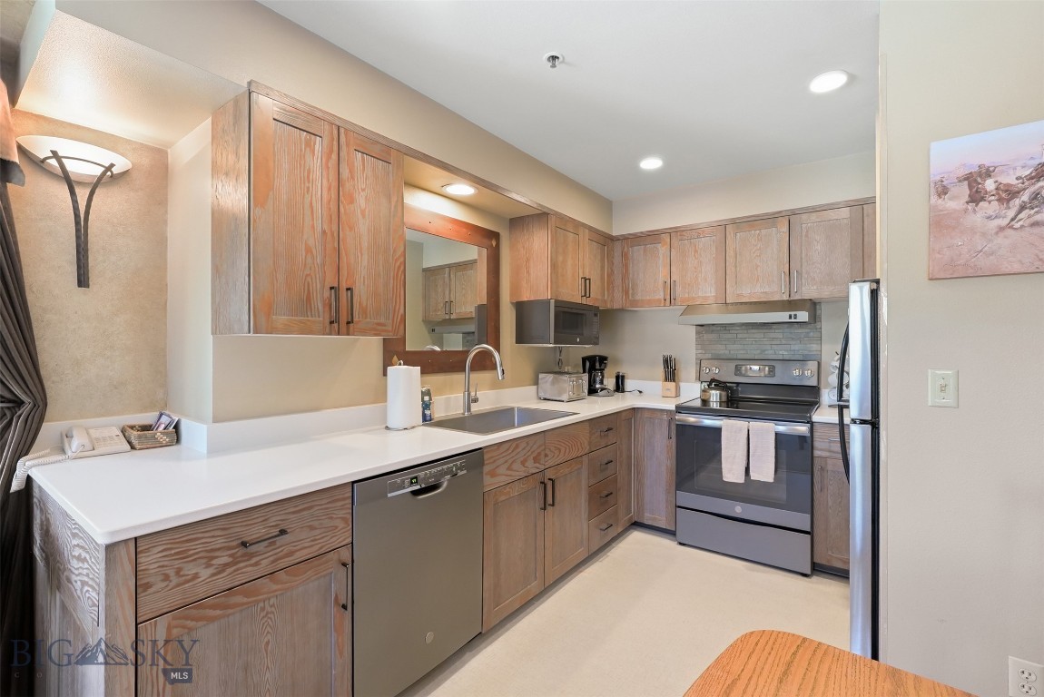 Shoshone Hotel Condos - Residential