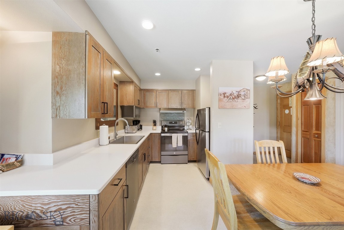 Shoshone Hotel Condos - Residential