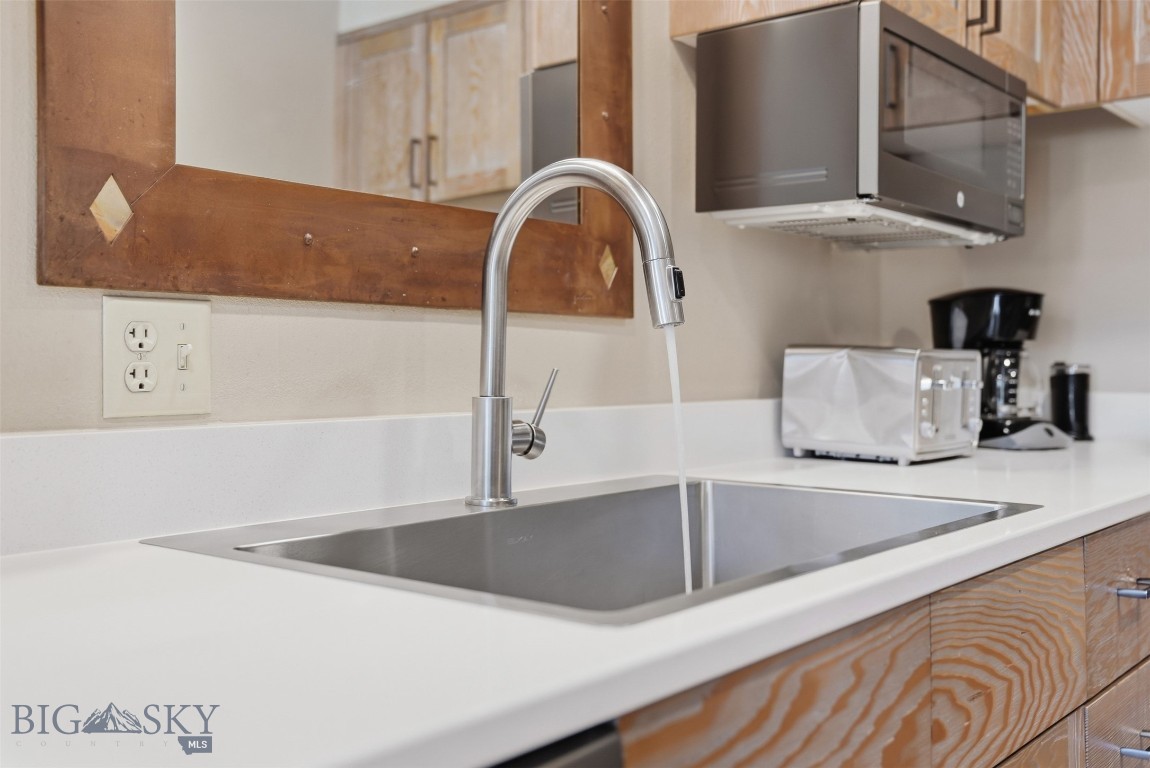 Shoshone Hotel Condos - Residential