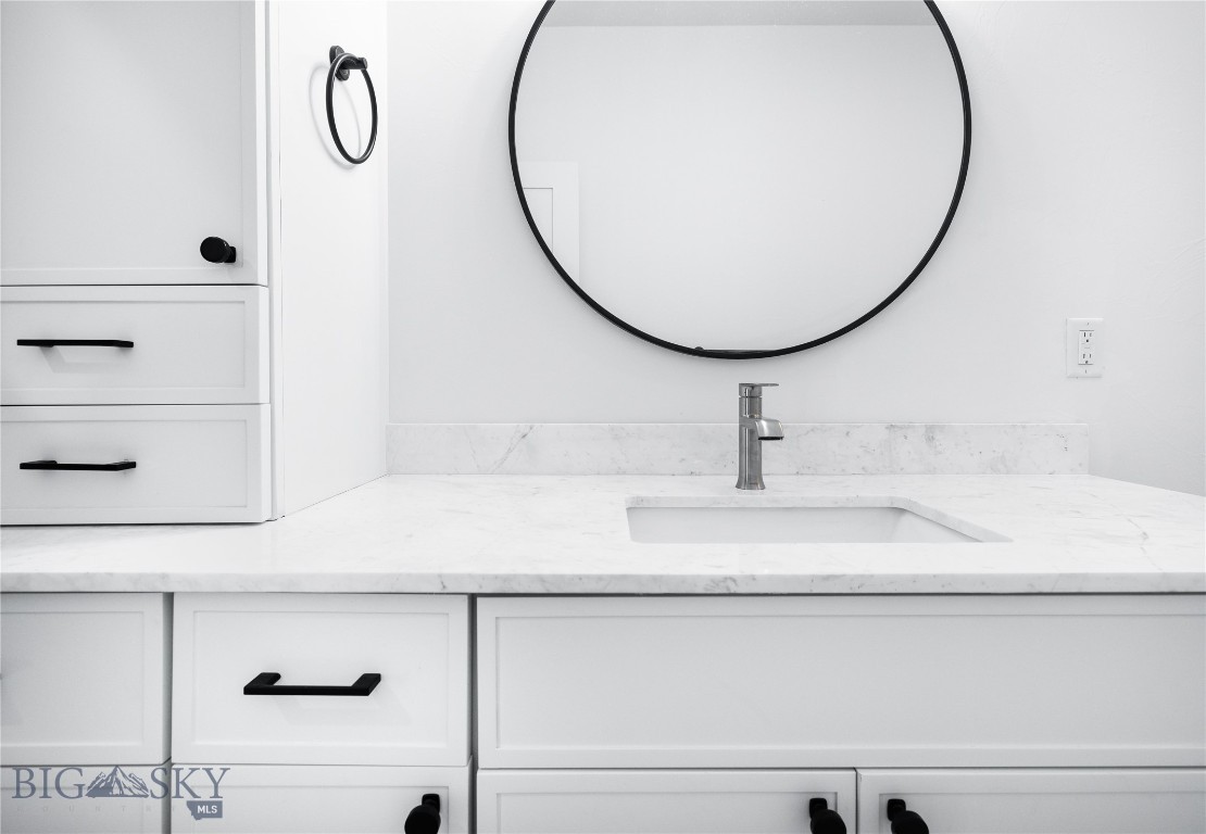 Ennis, Montana 59729, United States, 3 Bedrooms Bedrooms, ,2 BathroomsBathrooms,Residential,Active,54875