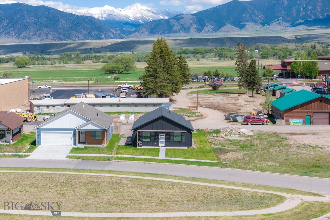 Ennis, Montana 59729, United States, 3 Bedrooms Bedrooms, ,2 BathroomsBathrooms,Residential,Active,54875