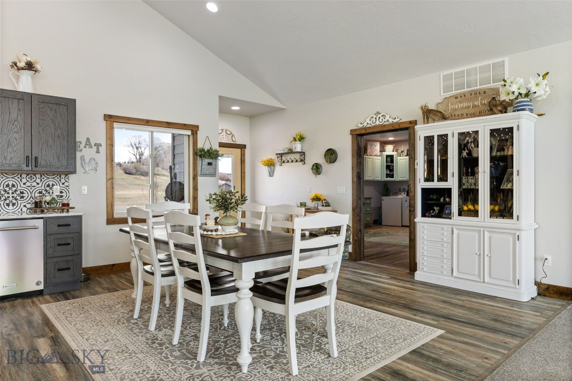 Sky View in Ennis - Residential