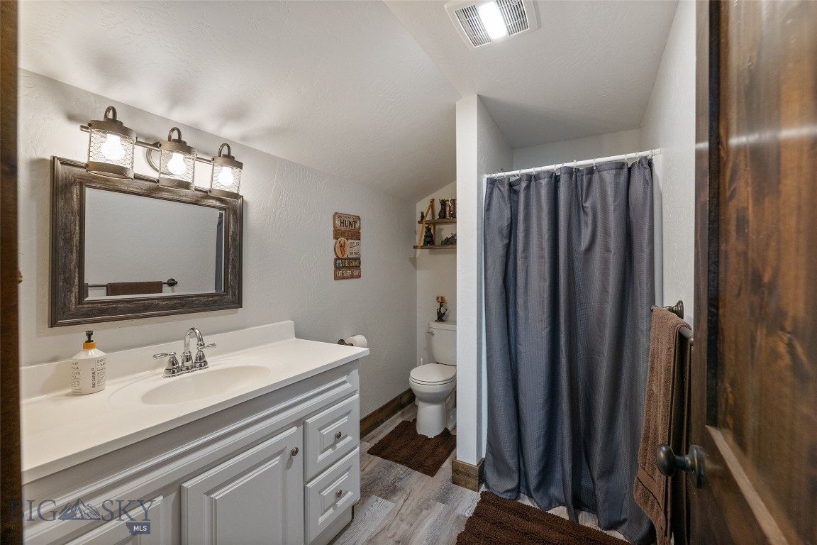 Sky View in Ennis - Residential