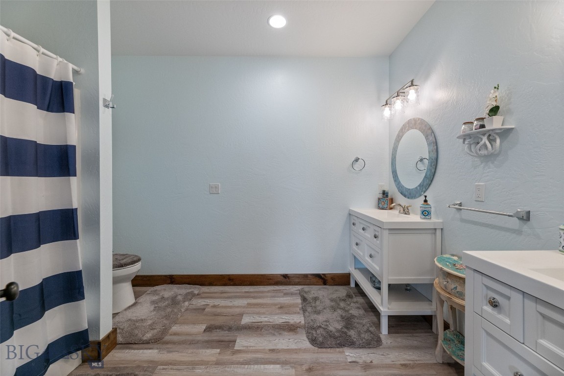 Sky View in Ennis - Residential