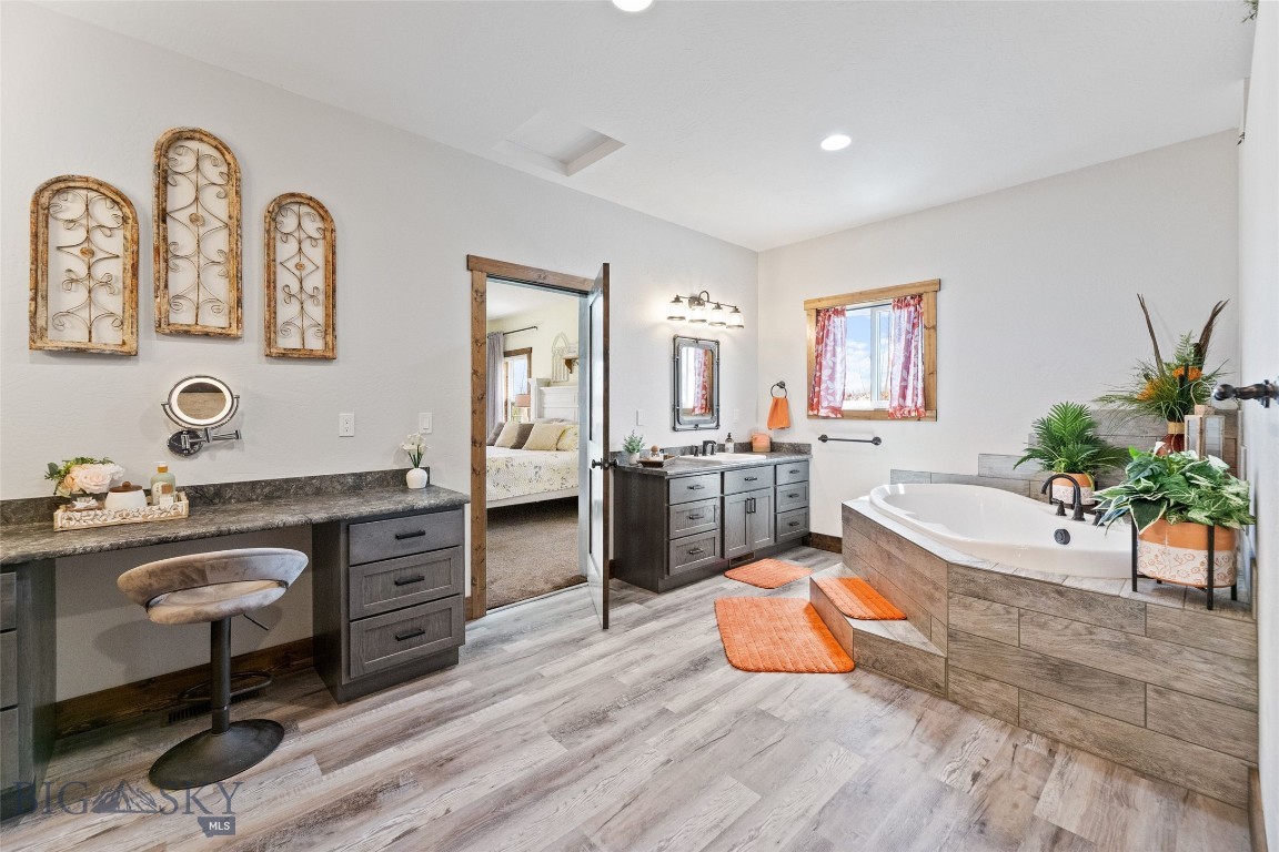 Sky View in Ennis - Residential