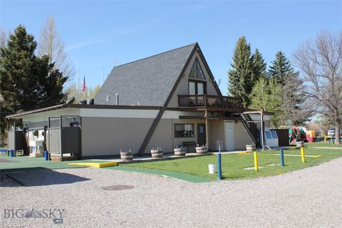 Photo of 735 W Park St, Dillon, MT 59725 (MLS # 401950)
