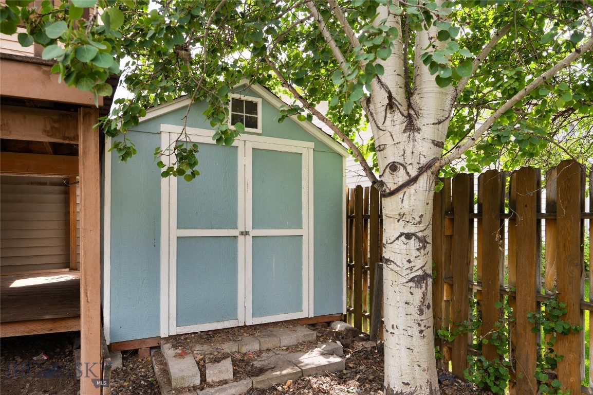 Belgrade, Montana 59714, United States, 4 Bedrooms Bedrooms, ,2 BathroomsBathrooms,Residential,Active,178169