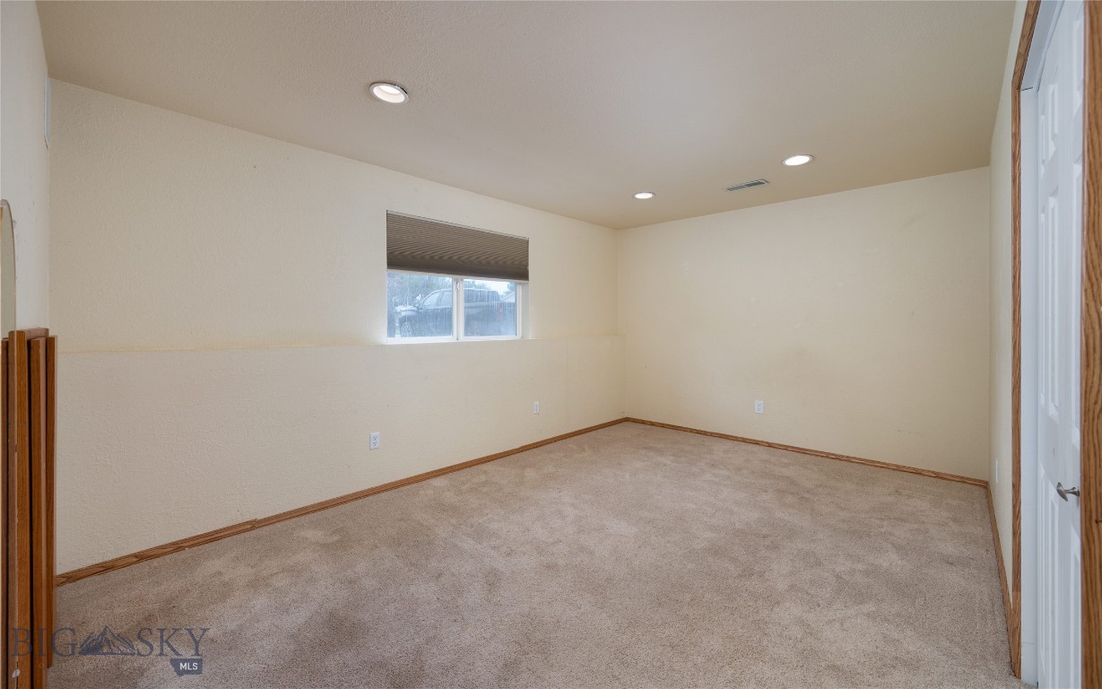 Belgrade, Montana 59714, United States, 4 Bedrooms Bedrooms, ,2 BathroomsBathrooms,Residential,Active,178169