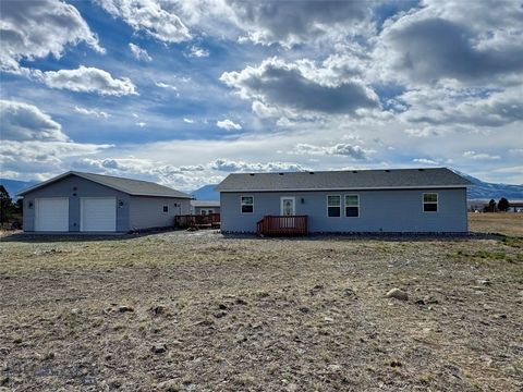 Photo of 2 Cielo Grande Dr Dr, Livingston, MT 59047 (MLS # 409837)