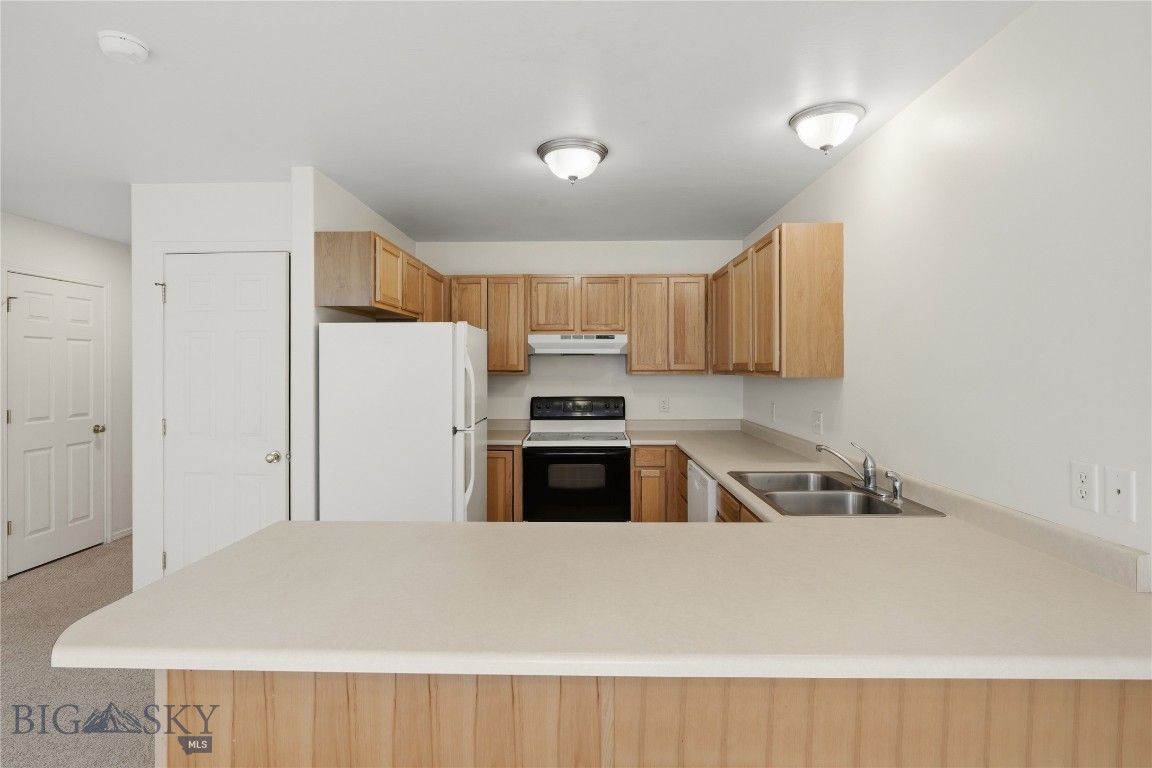 Madison Court Condos - Residential