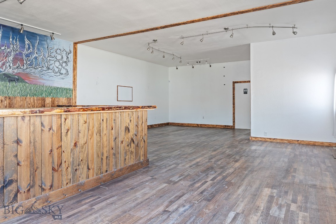 Middle Creek Meadows - Commercial Lease