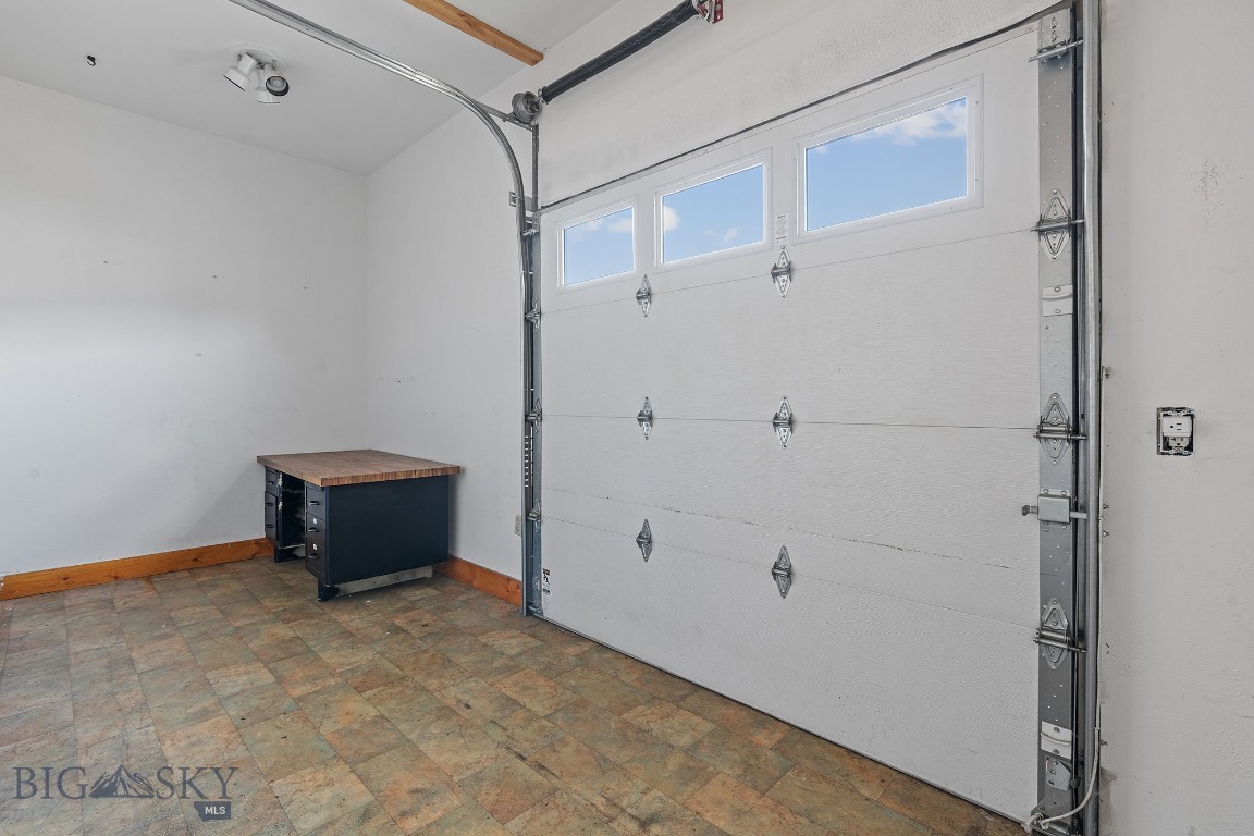 Middle Creek Meadows - Commercial Lease