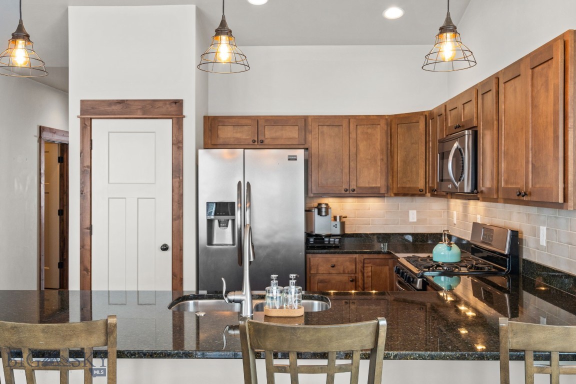 Bozeman, Montana 59718, United States, 4 Bedrooms Bedrooms, ,2 BathroomsBathrooms,Residential,Contingent,77529