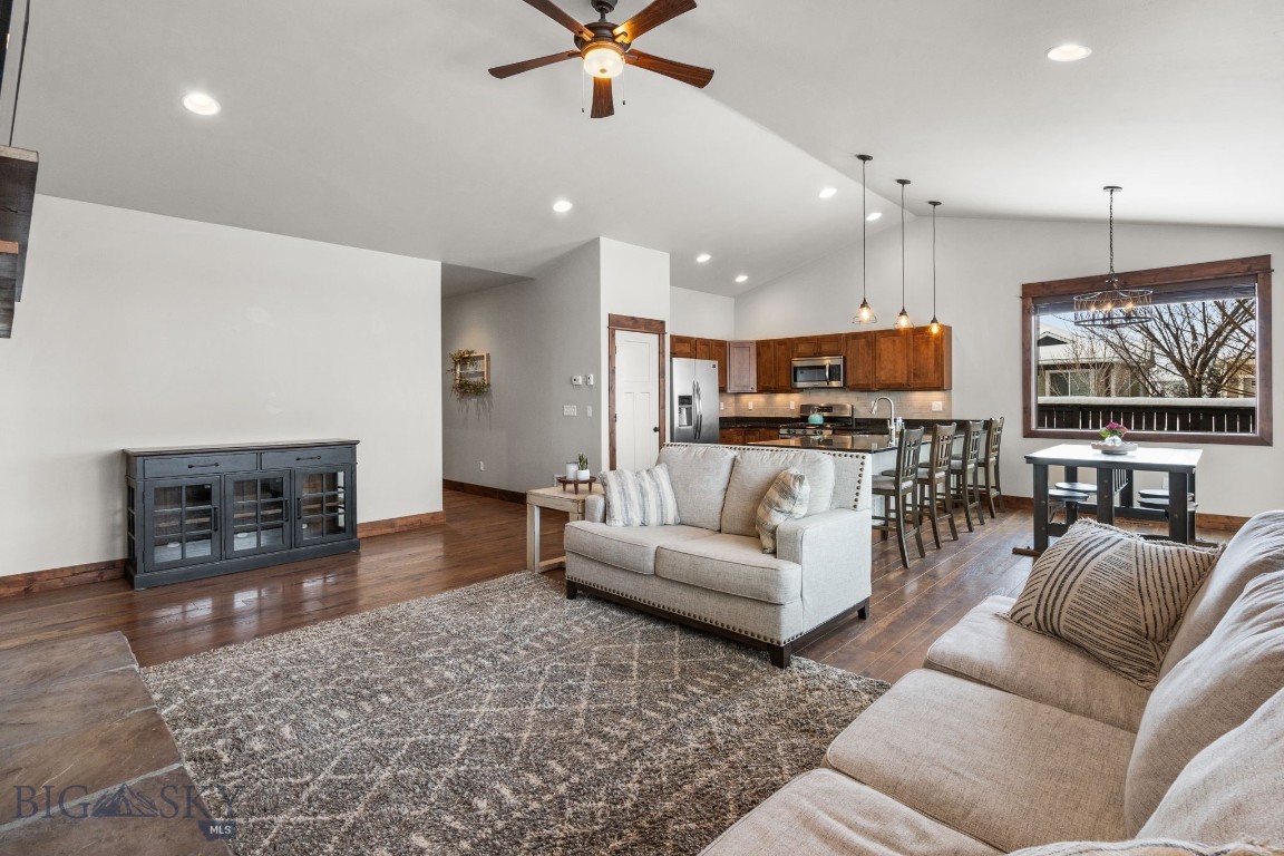 Bozeman, Montana 59718, United States, 4 Bedrooms Bedrooms, ,2 BathroomsBathrooms,Residential,Contingent,77529