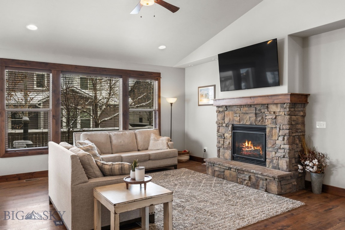 Bozeman, Montana 59718, United States, 4 Bedrooms Bedrooms, ,2 BathroomsBathrooms,Residential,Contingent,77529