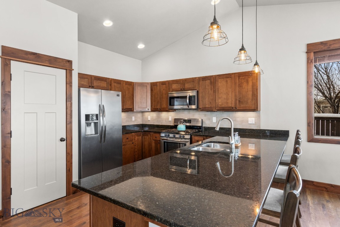 Bozeman, Montana 59718, United States, 4 Bedrooms Bedrooms, ,2 BathroomsBathrooms,Residential,Contingent,77529