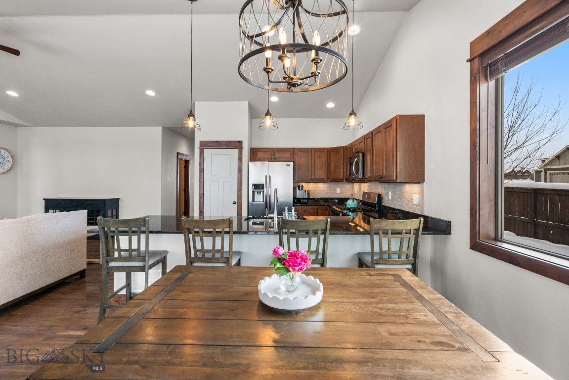 Bozeman, Montana 59718, United States, 4 Bedrooms Bedrooms, ,2 BathroomsBathrooms,Residential,Contingent,77529