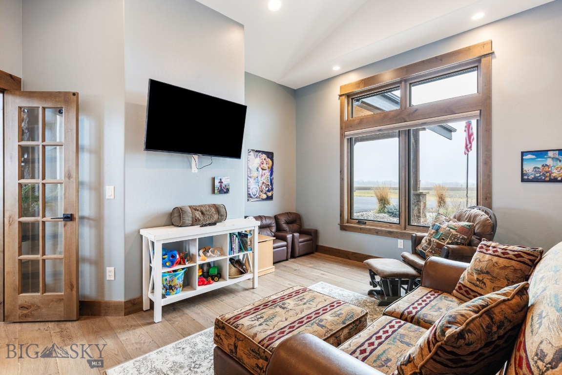 Spain Bridge Ranch - Residential