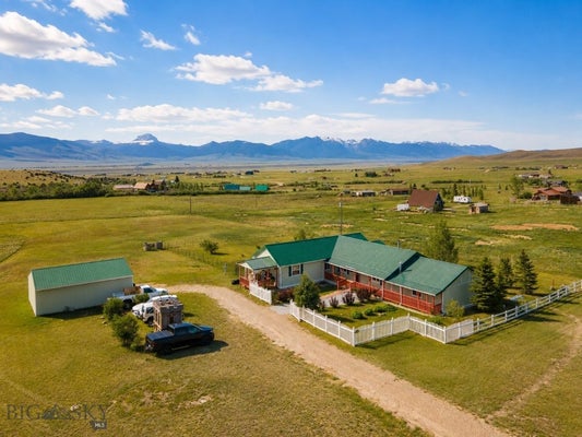 353 SHINING MOUNTAINS LOOP RD, ENNIS, MT 59729 - Image f64c706a3963a4e93d1dbc8e248e4ca2/1198523406